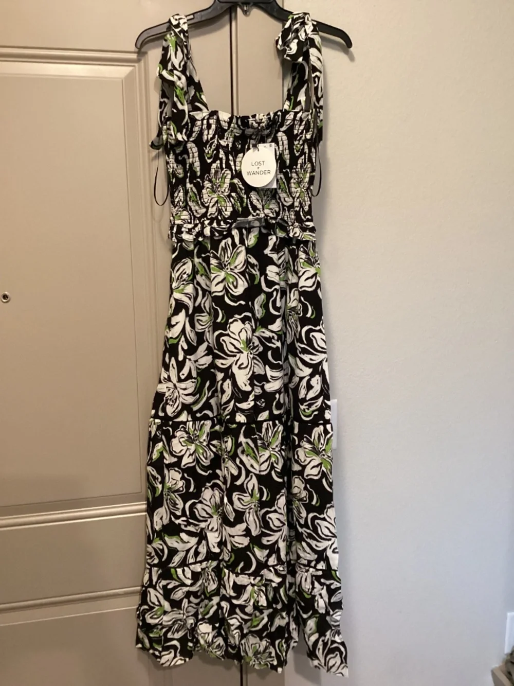 Lost + Wander Midnight Flora Smocked Maxi Dress, size S - Picture 9 of 14